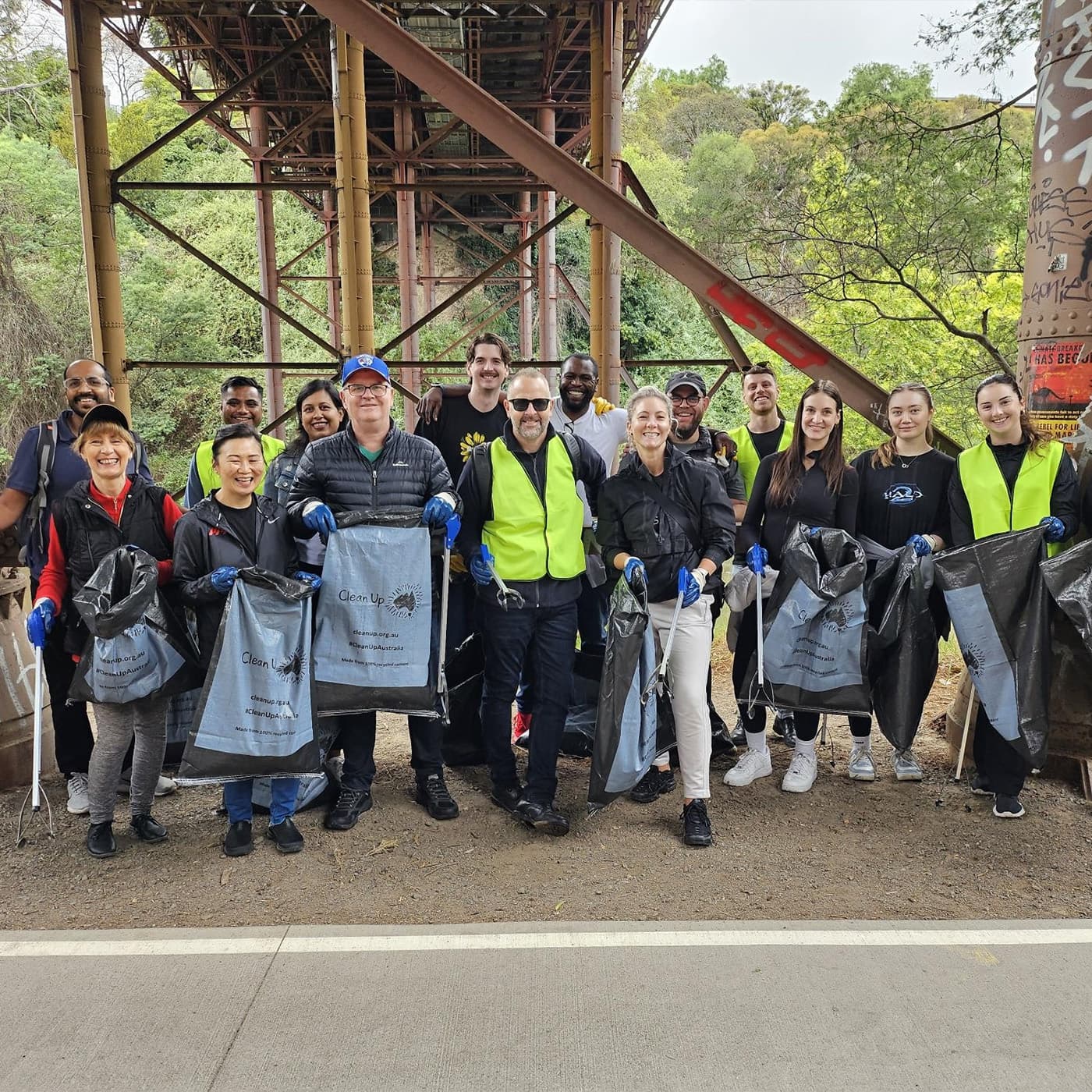 AUNZ Custom Cares AUNZ Custom Cares